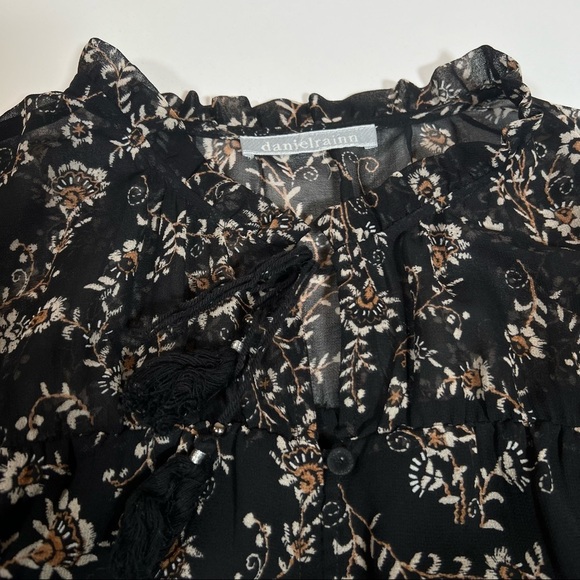 Daniel Rainn | Small Petite | Tassel Tie Blouse - Picture 7 of 12